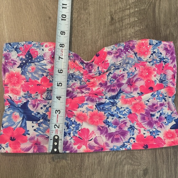 VS PINK floral and rhinestone strapless bralette - Picture 6 of 6